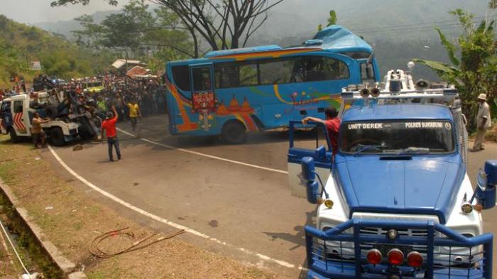 Menhub Ancam Cabut Izin Usaha Pengguna Truk Obesitas