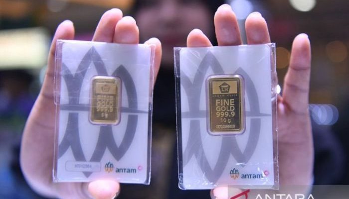 Harga Emas Hari Ini Naik Rp10.000 per Gram