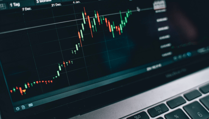 Tips dari Trader Saham Harian untuk Sukses Investasi