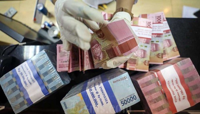 Dibayangi Hasil FOMC Fed, Gerak Rupiah Hari Ini Tunggu Data Cadev