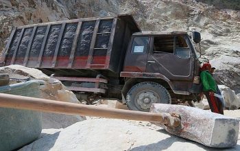 Menhub Ancam Cabut Izin Usaha Pengguna Truk Obesitas