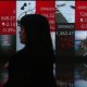 Tersengat Data Cadev, IHSG Balik Arah ke Zona Merah Turun 1%