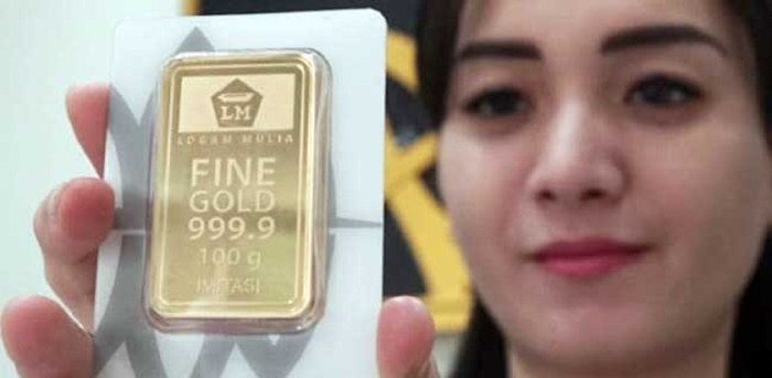 Harga Emas Turun dan Sudah Bearish, Pilih Jual atau Beli?