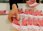 Nilai Tukar Rupiah Menguat ke Level Rp15.800 per Dolar AS