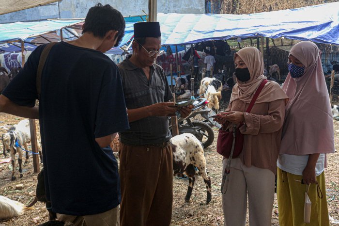 Kurban Tak Seramai Dulu, Potret Ekonomi Bandung Terkini