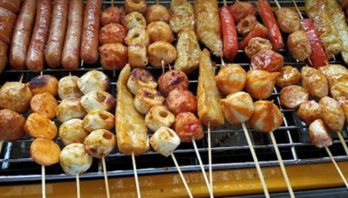 16 Tempat Makan Lezat Dekat Alun-Alun Malang Wajib Dikunjungi Wisatawan