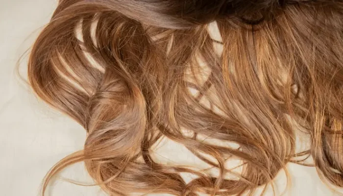 Tanda Awal Rambut Rontok yang Perlu Diwaspadai agar Tidak Semakin Parah