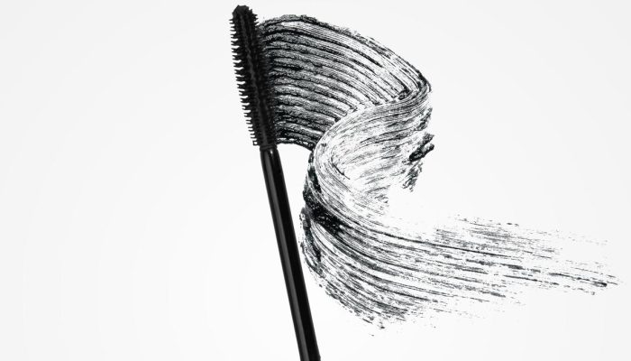 Ulasan Maskara Eyecon Raine Beauty untuk Mata yang Lebih Terang