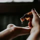 Tonik atau Serum, Mana yang Lebih Efektif untuk Menumbuhkan Rambut?