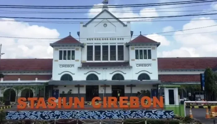 Tanggapan Bos Batik Trusmi soal Pembatalan Kerja Sama Naming Rights Stasiun Cirebon