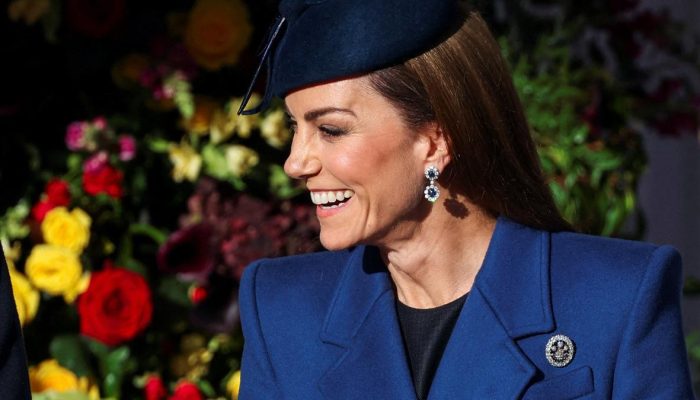 Kode di Balik Pakaian Serba Biru Kate Middleton Selama Lawatan Presiden Jerman