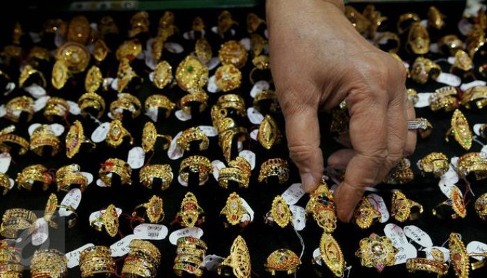 Harga Emas Perhiasan Hari Ini 15 Desember 2025: Termahal Rp 2,23 Juta