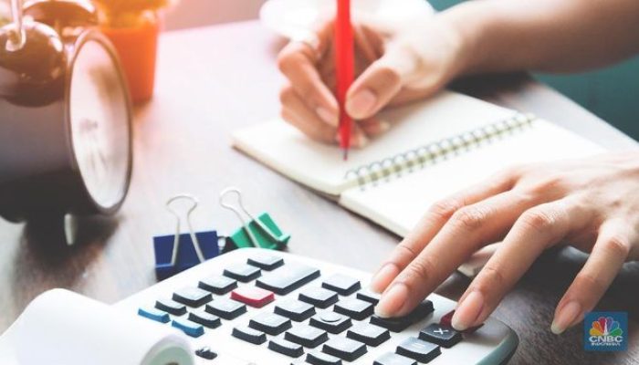 Tips Aman Liburan Akhir Tahun dengan Persiapan Keuangan yang Matang