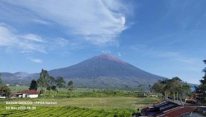 Pendakian Gunung Kerinci Ditutup untuk Rencana Ritual Adat Bersih-Bersih