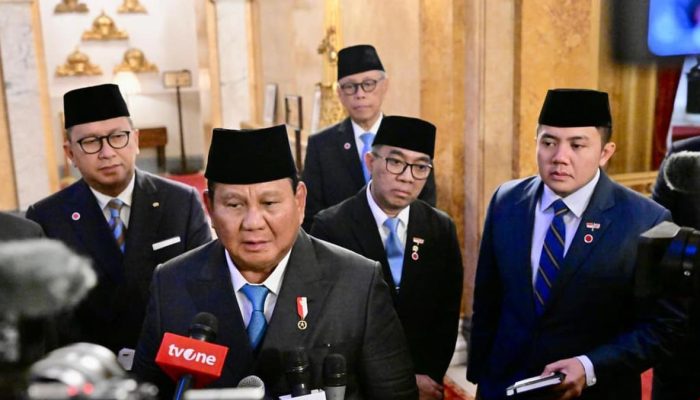 Pertemuan Prabowo dan Pengusaha Inggris diungkap oleh Seskab Teddy