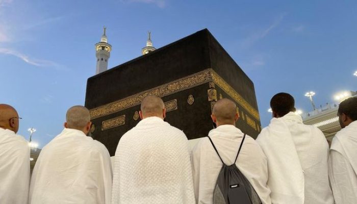 Menabung untuk Keberangkatan Umrah di Tahun 2026