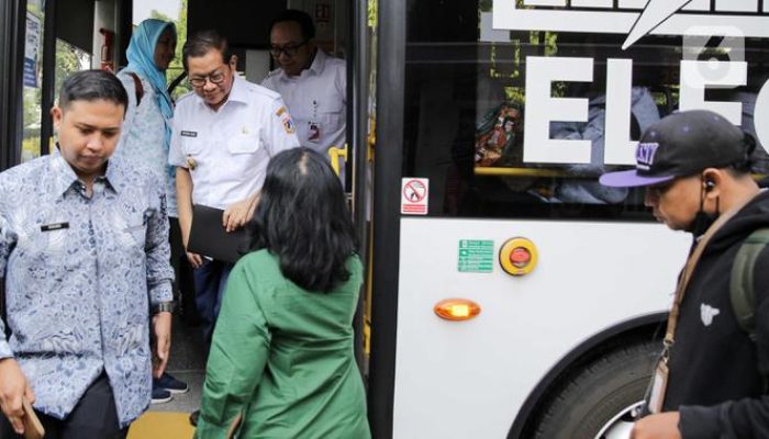 Pramono Anung Resmi Luncurkan TransJabodetabek Rute Cawang Cikarang dan Tarifnya