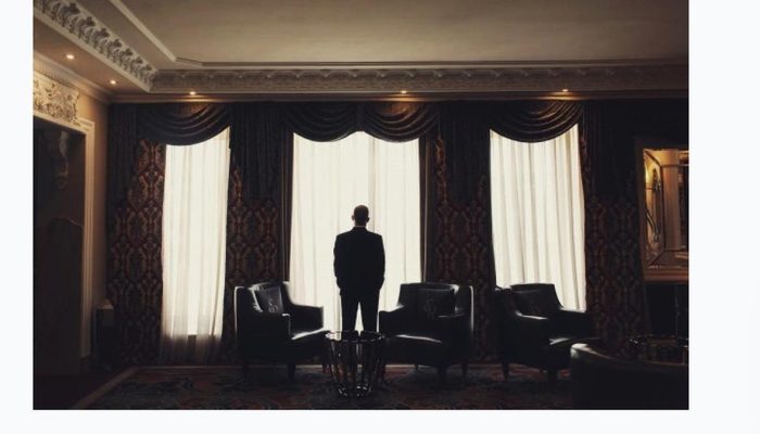 Miliarder Mundur sebagai Ketua Imbas Skandal Epstein