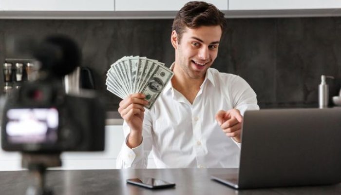 Mengelola Keuangan Freelancer Berdasarkan Siklus Proyek, Bukan Gaji Bulanan